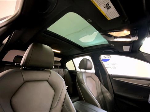 Used 2019 BMW 530i xDrive w/ M Sport Package image 13