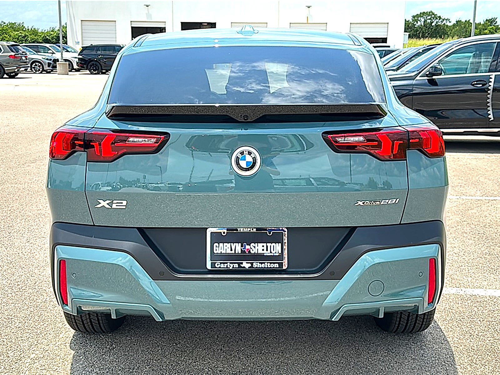 New 2026 BMW X2 xDrive28i w/ Technology Package AWD/4WD image 7