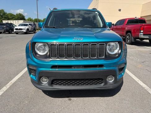 Used 2020 Jeep Renegade Latitude FWD image 3