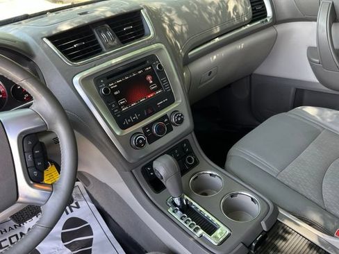 Used 2016 GMC Acadia SLE AWD/4WD image 36