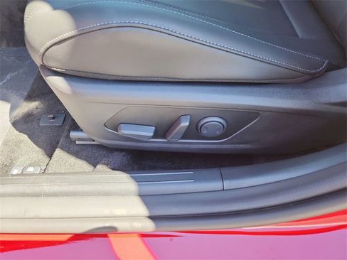 New 2025 Hyundai Elantra Limited image 16