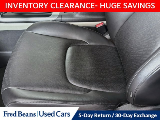 Used 2024 Kia Carnival LX FWD image 21