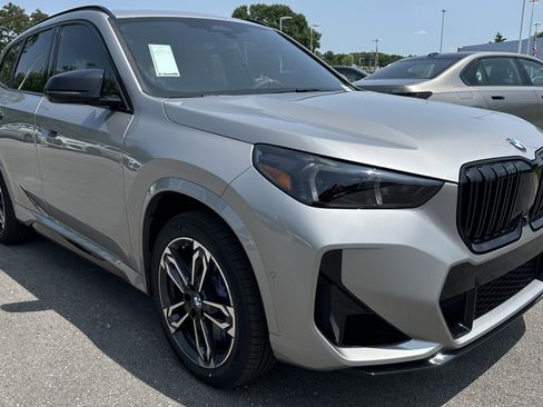 Used 2025 BMW X1 M35i w/ Premium Package AWD/4WD image 2
