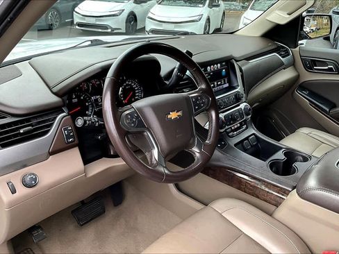 Used 2020 Chevrolet Tahoe LT image 16