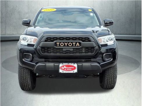 Used 2022 Toyota Tacoma SR5 image 3