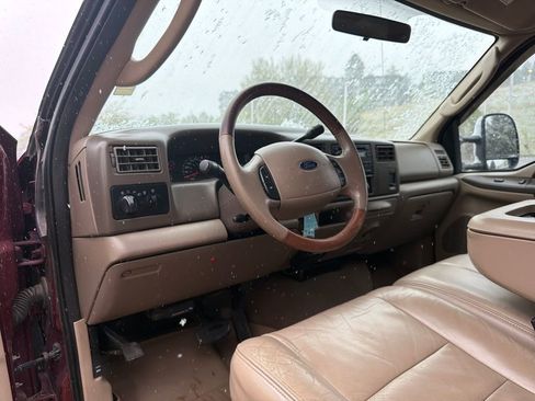 Used 2004 Ford F250 Lariat AWD/4WD image 12