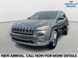 Used 2017 Jeep Cherokee Limited image 2