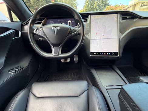 Used 2018 Tesla Model S 100D AWD/4WD image 27
