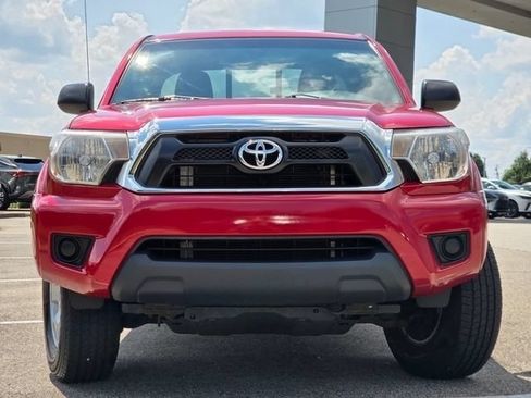 Used 2013 Toyota Tacoma 4x4 Access Cab w/ SR5 Pkg image 3