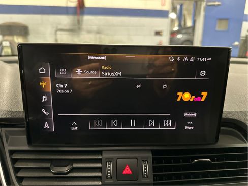 Used 2024 Audi Q5 2.0T Premium image 16