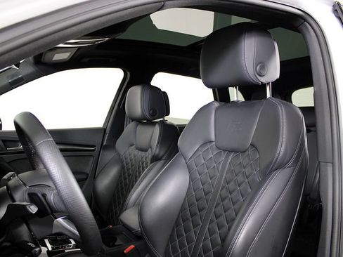 Used 2025 Audi SQ5 Premium Plus AWD/4WD image 19