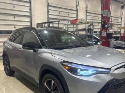 Certified 2025 Toyota Corolla Cross AWD Hybrid w/ Convenience Package image 38