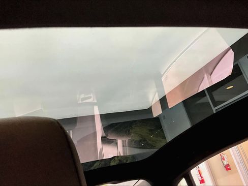 Used 2023 Audi e-tron GT Prestige w/ Prestige Package image 12