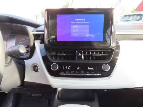 Certified 2024 Toyota Corolla SE image 25