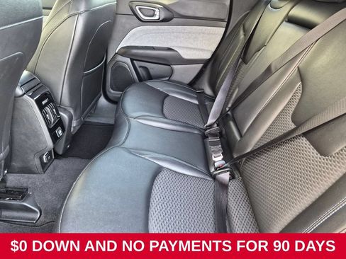 Used 2025 Jeep Compass Latitude AWD/4WD image 26