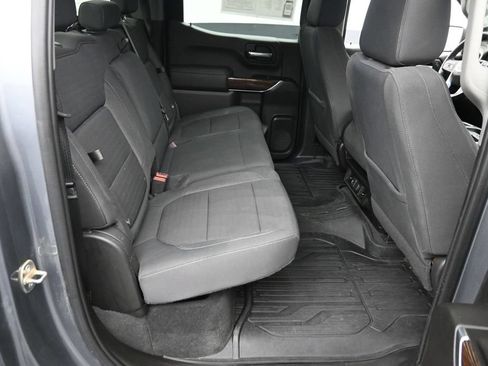 Used 2022 GMC Sierra 1500 Elevation w/ X31 Off-Road Package AWD/4WD image 10