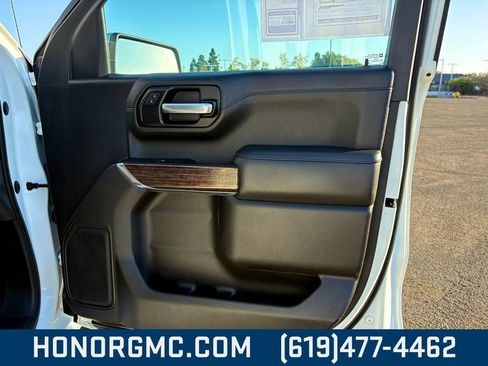 Used 2020 GMC Sierra 1500 SLE w/ SLE Value Package image 22
