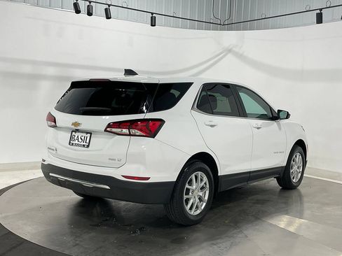 Used 2024 Chevrolet Equinox LT AWD/4WD image 10