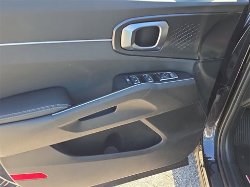 New 2026 Kia Sorento S image 17