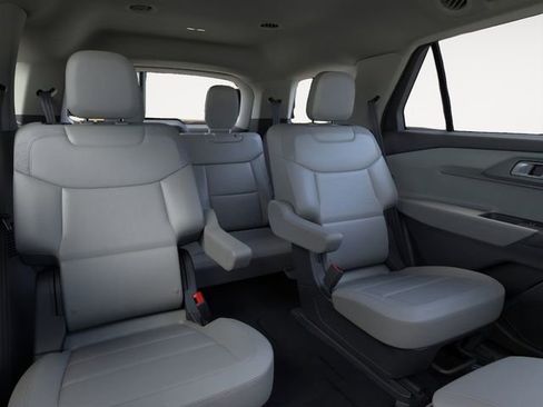 New 2026 Ford Explorer Active w/ Active Comfort Package image 35