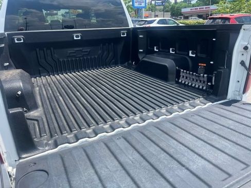 Used 2021 Chevrolet Silverado 1500 LT AWD/4WD image 28