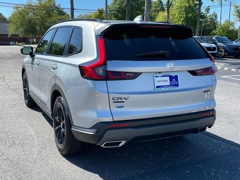 Used 2026 Honda CR-V Sport image 4