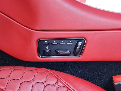 Used 2014 Aston Martin Vanquish Coupe RWD image 22