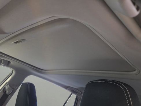 Used 2017 Toyota RAV4 XLE image 11