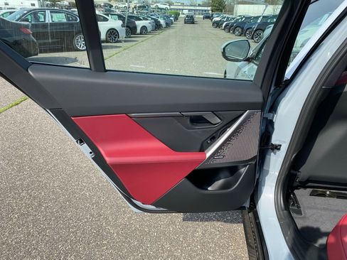 New 2026 BMW 530i xDrive AWD/4WD image 6