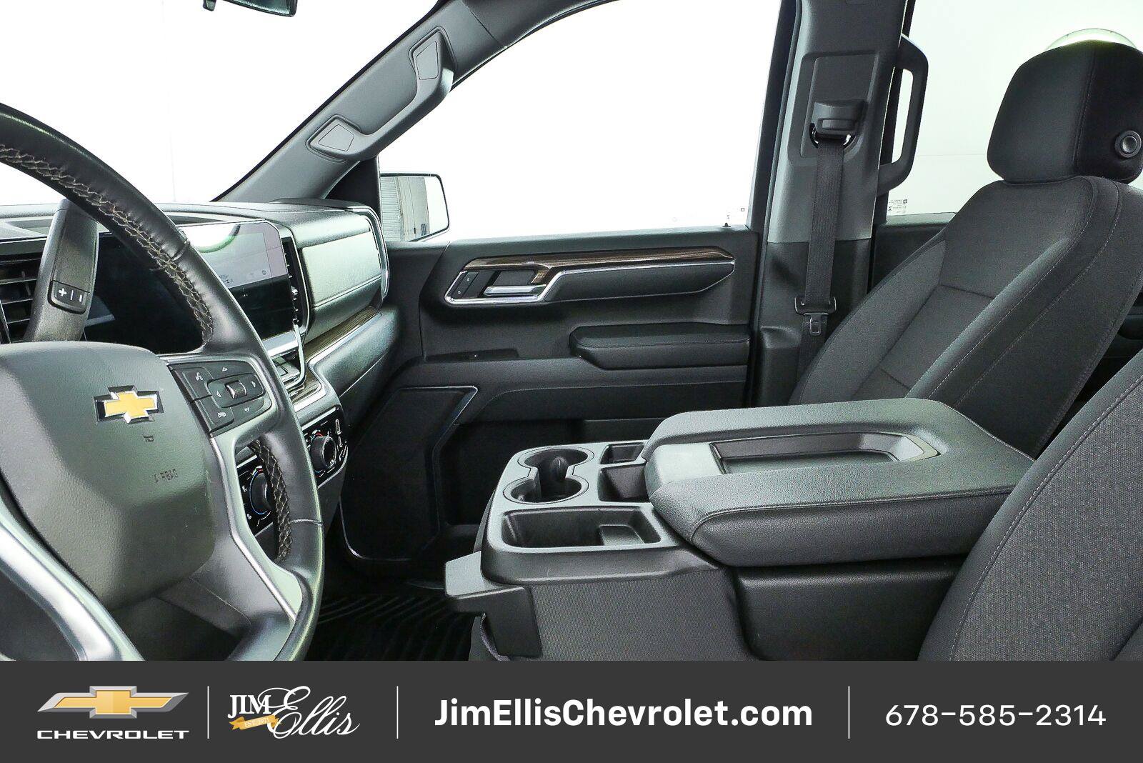 Certified 2025 Chevrolet Silverado 1500 LT AWD/4WD image 5