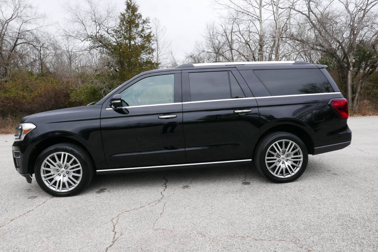 Used 2024 Ford Expedition Max Limited AWD/4WD image 4