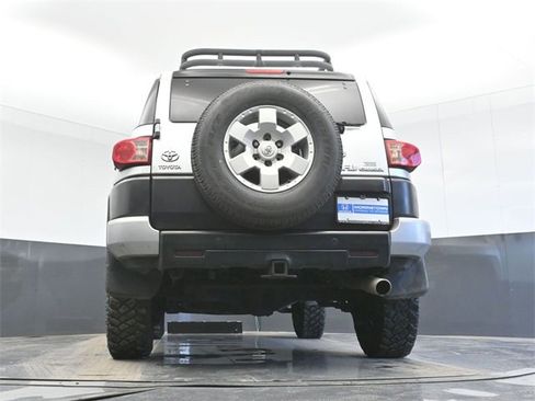 Used 2007 Toyota FJ Cruiser Base image 29