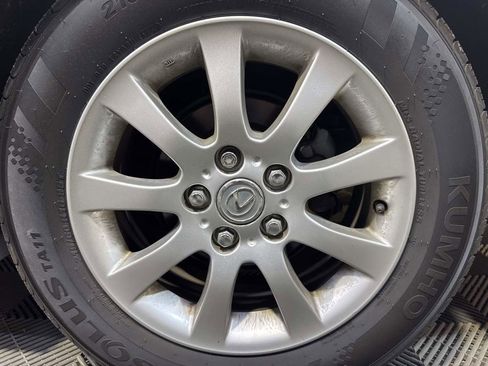 Used 2004 Lexus ES 330 image 29