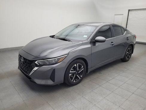Used 2025 Nissan Sentra SV w/ All-Weather Package FWD image 2