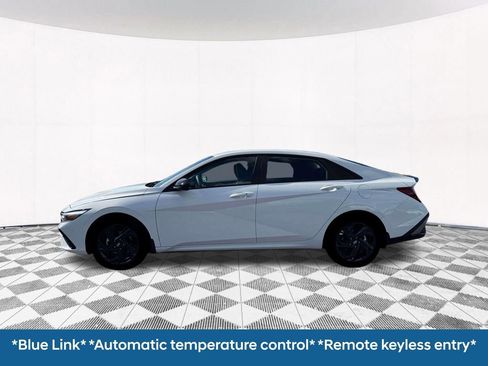 New 2026 Hyundai Elantra Sport image 4