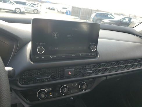 Used 2025 Honda HR-V LX image 18