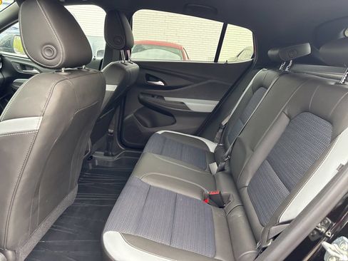 Used 2024 Buick Envista Preferred w/ Convenience II Package FWD image 12