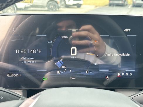 New 2026 Chevrolet Equinox EV LT image 24