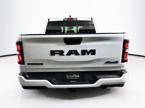 Used 2025 RAM 1500 Big Horn AWD/4WD image 7