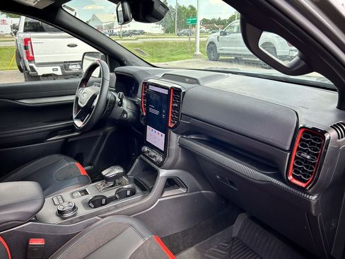 Used 2025 Ford Ranger Raptor AWD/4WD image 19