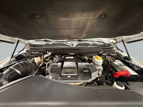 Used 2020 RAM 3500 Tradesman AWD/4WD image 23
