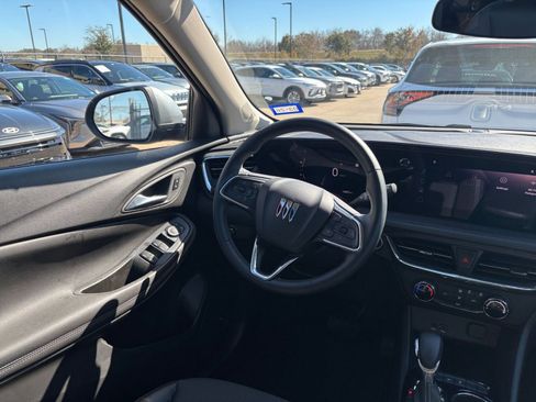 Used 2025 Buick Encore GX Preferred image 32