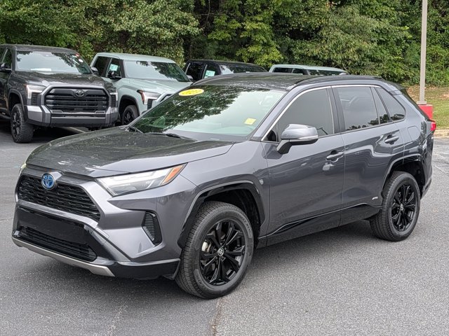Used 2023 Toyota RAV4 SE AWD/4WD image 3