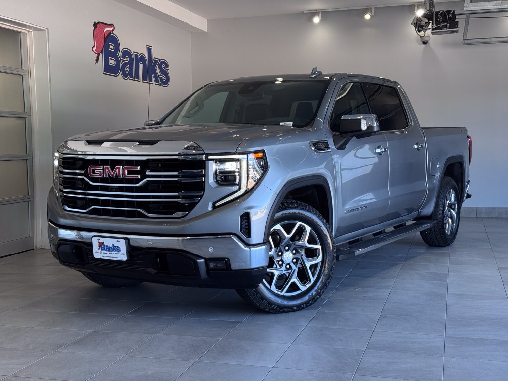 Certified 2023 GMC Sierra 1500 SLT w/ SLT Premium Plus Package AWD/4WD image 2