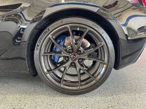 Used 2026 Chevrolet Corvette ZR1 w/ ZR1 Carbon Fiber Aero Package RWD image 32