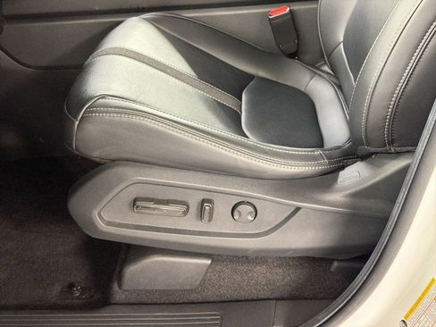 Certified 2024 Honda Pilot EX-L image 14