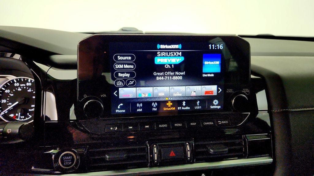 Used 2022 Nissan Pathfinder SL AWD/4WD image 18