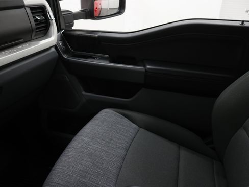 Used 2025 Ford F350 XLT w/ Black Appearance Package AWD/4WD image 13