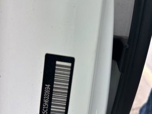 Used 2017 Kia Sedona LX w/ LX Essentials Premium Package image 11