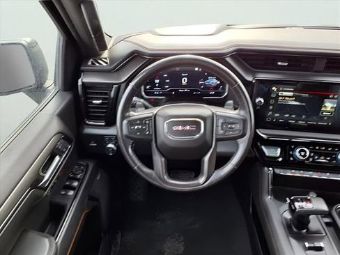 Used 2022 GMC Sierra 1500 AT4 w/ AT4 Preferred Package image 14